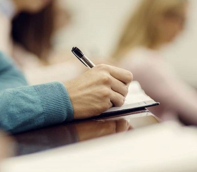 5 cursos per preparar l'examen IELTS