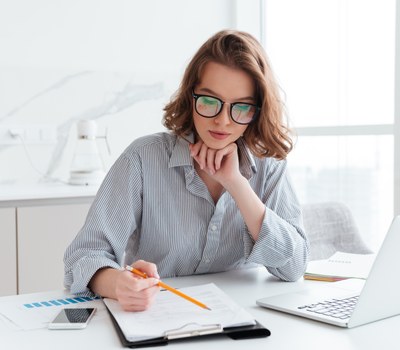 BECA GLOBAL PER ESTUDIAR ADMINISTRACIÓ D’EMPRESES A L’ESTRANGER