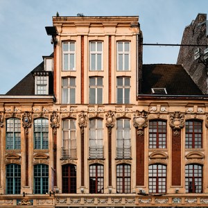 BEQUES DE CORRESPONSAL ERASMUS A FLANDES