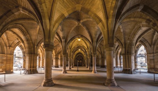 BEQUES PER ESTUDIAR UN MÀSTER A LA UNIVERSITAT DE GLASGOW