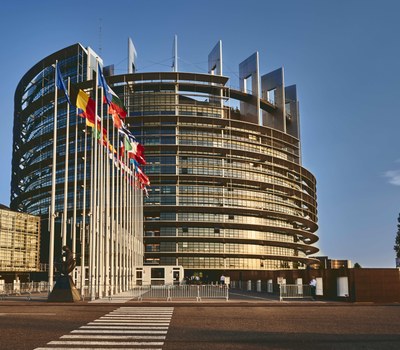 BEQUES SCHUMAN PER FER PRÀCTIQUES EN INSTITUCIONS EUROPEES
