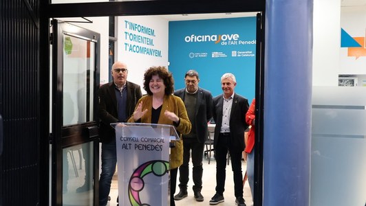EL CONSELL COMARCAL INAUGURA LA NOVA OFICINA JOVE DE L’ALT PENEDÈS, LA PRIMERA AMB LA NOVA IMATGE CORPORATIVA DE JOVENTUT