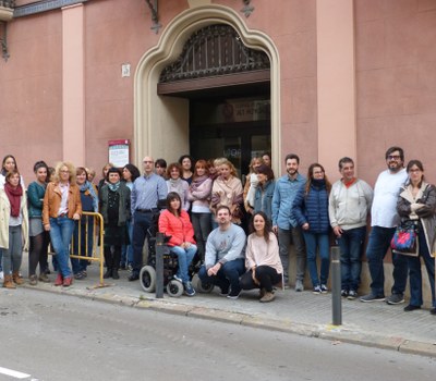 EL PERSONAL DEL CONSELL COMARCAL DONA SUPORT ALS REPRESENTANTS DEL GOVERN I DE LA MESA DEL PARLAMENT