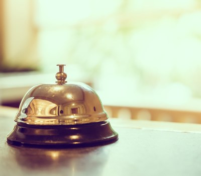 PRÀCTIQUES DE RECEPCIONISTA A ITÀLIA