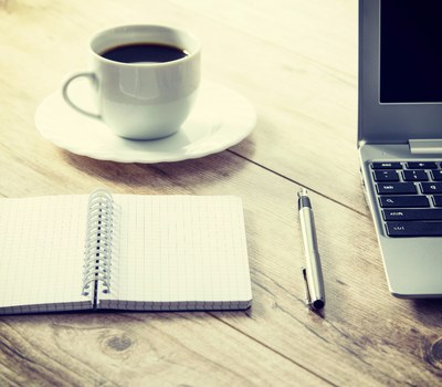 Saps com redactar un CV europeu?