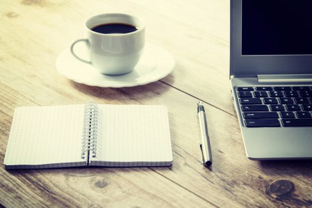 Saps com redactar un CV europeu?