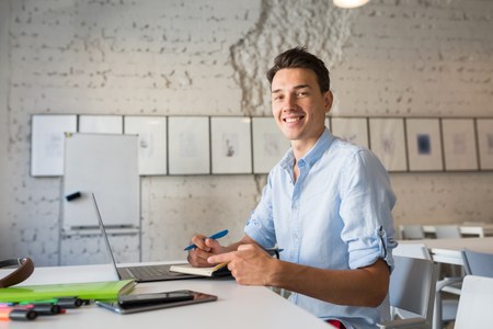 SUBVENCIONS PER A EMPRENEDORS JOVES