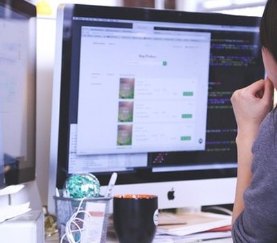 SUBVENCIONS PER EMPRESES QUE CONTRACTIN PERSONES JOVES