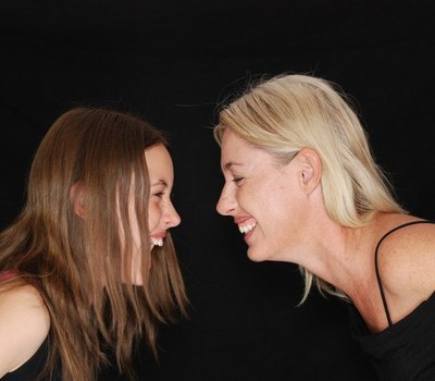 TALLER D’EINES MEDIADORES PER A FAMÍLIES AMB FILLS I FILLES ENTRE 12 I 17 ANYS